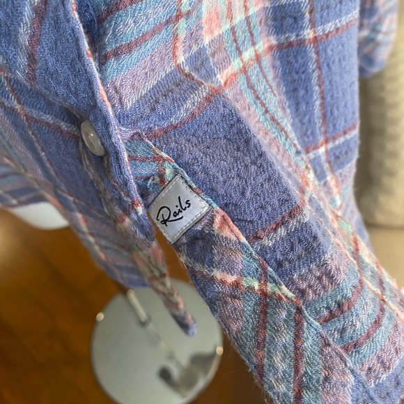 Women’s Rails long sleeve Brady Button-down Shirt in blue mint rose plaid large - Picture 3 of 5